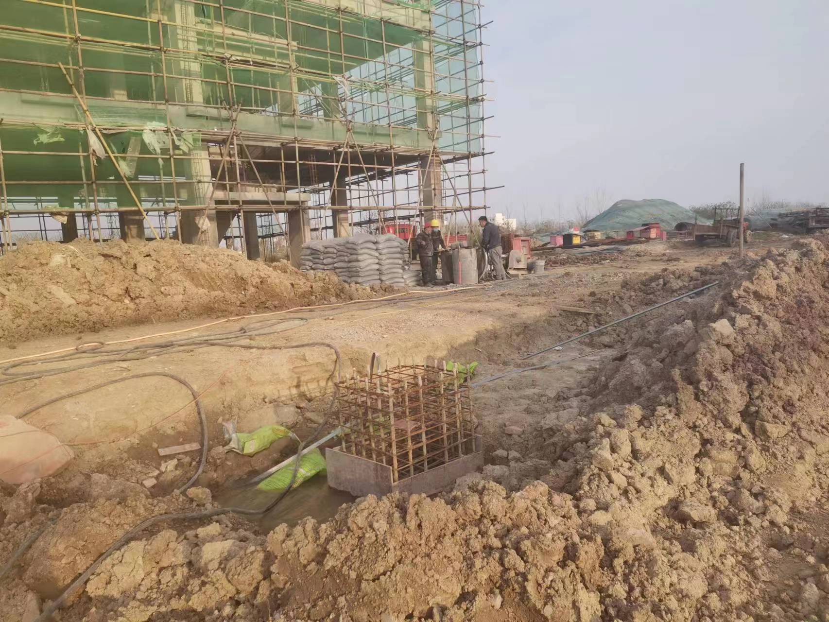 连山当桥梁出现裂缝的时候应该及时加固修补